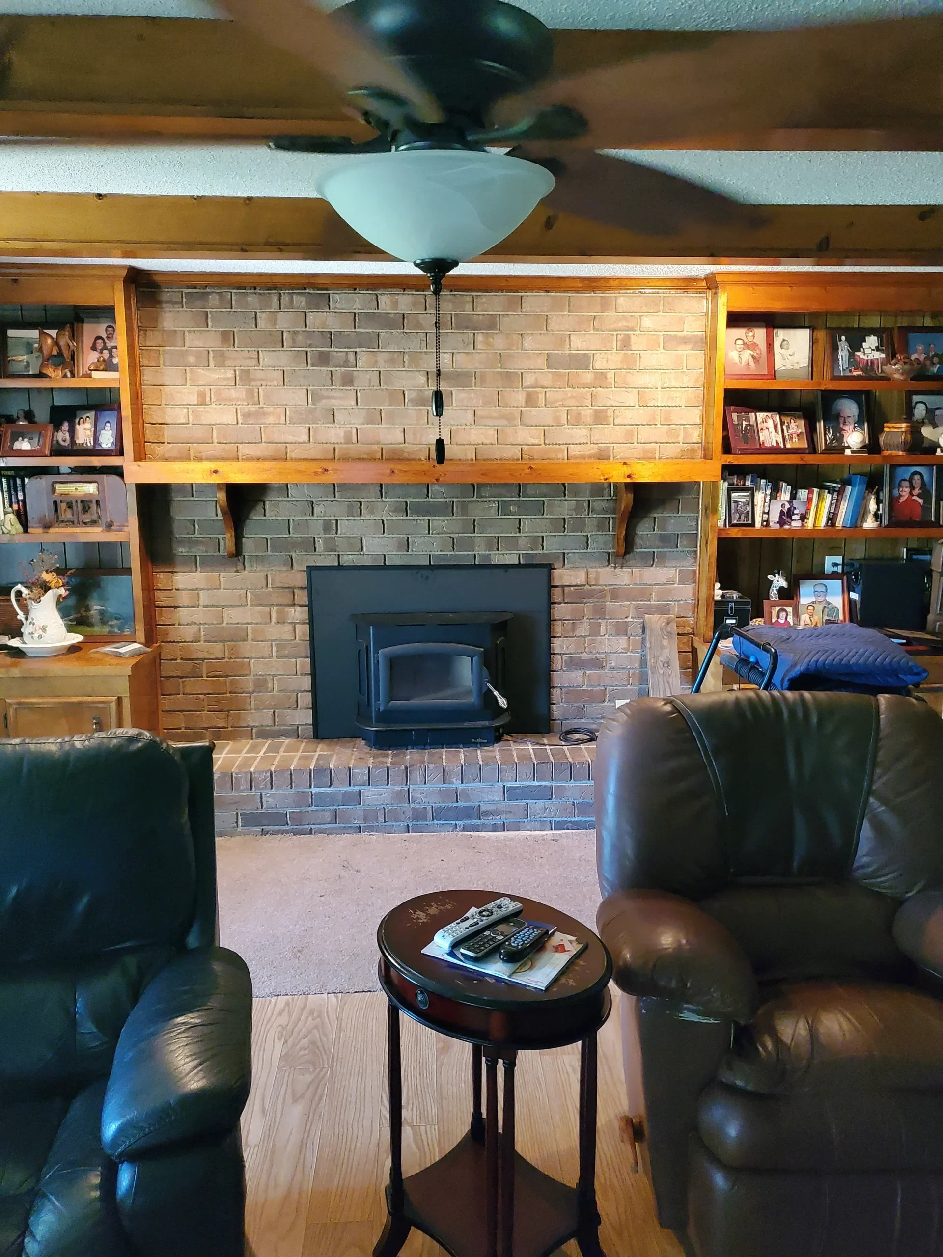 Fireplace smoke shelf and damper area cleaning