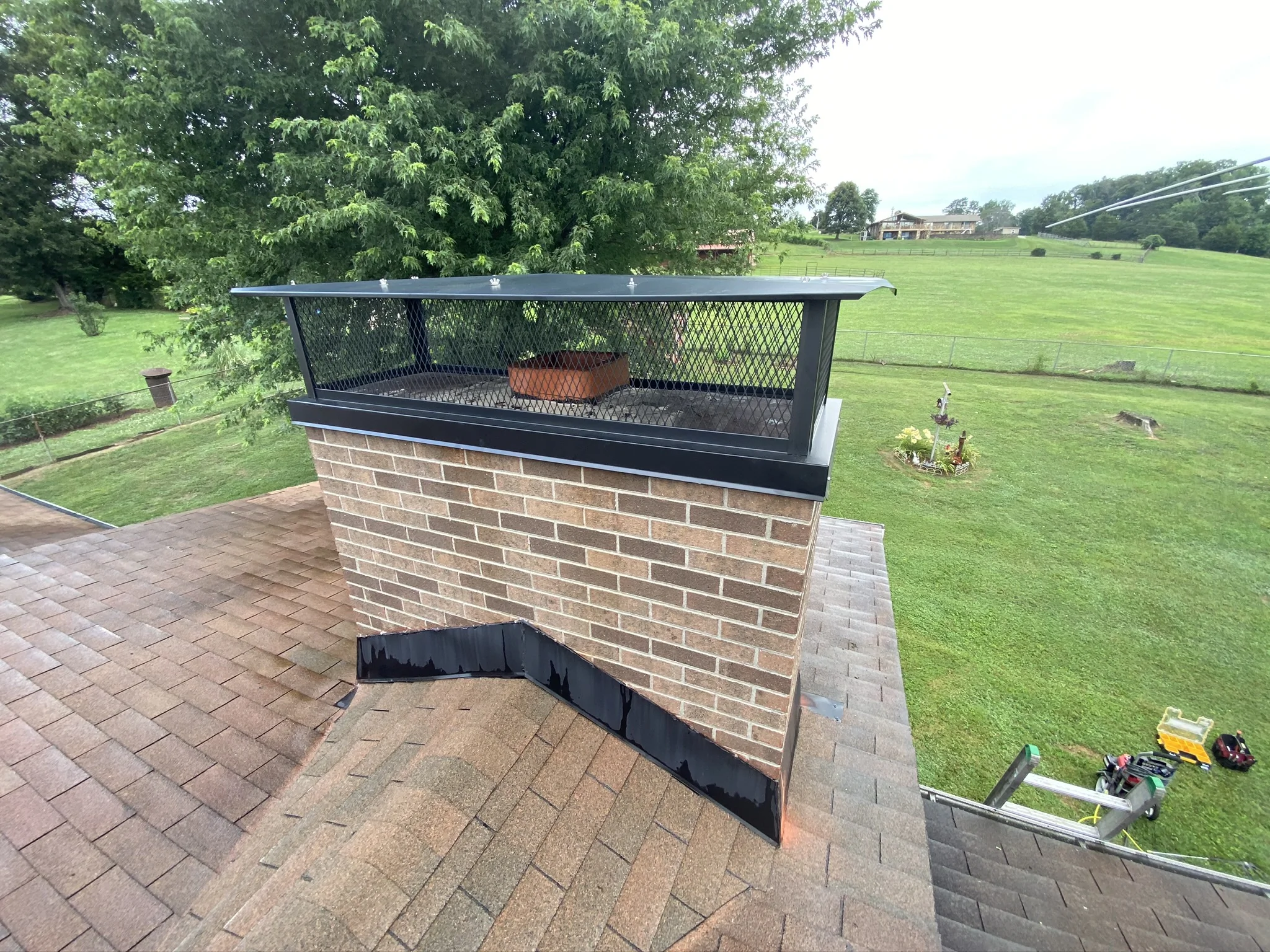 Copper chimney cap for multi-flue chimney